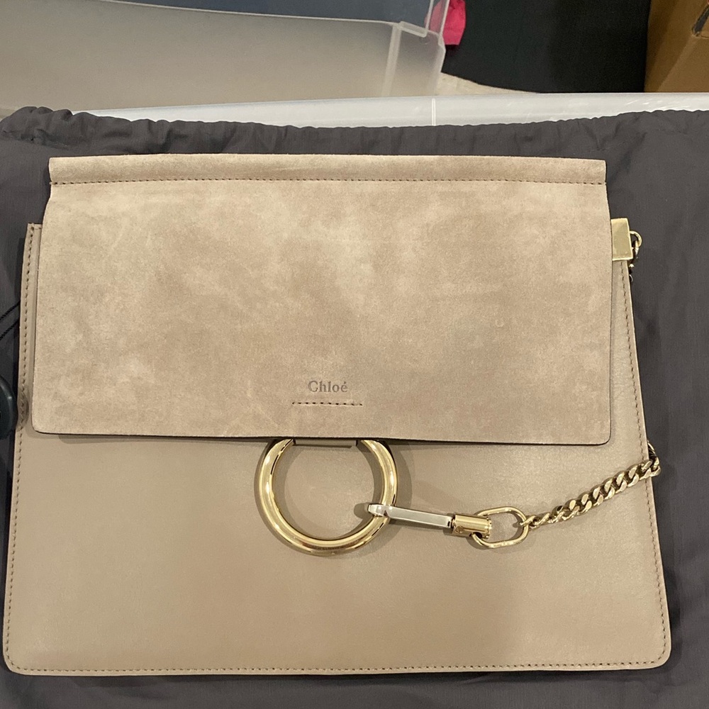 Chloe Faye medium Motty gray used in excellent condition